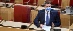 Markus Söder (CSU) führt eine neue Warnstufe für ganz Bayern ein.