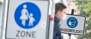 Nicht ohne Maske. Zehn Straßen in Berlin dürfen ab dem Wochenende nur mit Mund-Nasen-Schutz betreten werden.