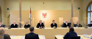 Das Gericht bei der Urteilsverkündung am Freitag – das Paritätsgesetz in Brandenburg wurde gekippt.