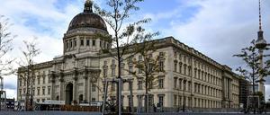 Das rund 677 Millionen Euro teure Forum soll bis Ende 2021 in mehreren Schritten eröffnet werden.