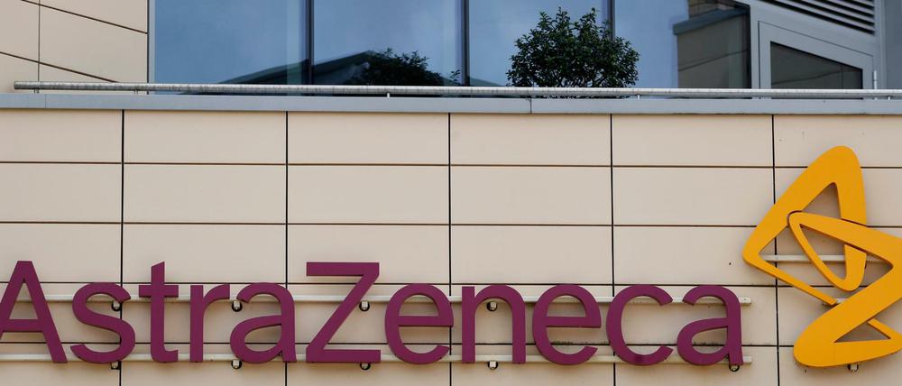 Der Pharmakonzern AstraZeneca testet in Brasilien einen Corona-Impfstoff in der klinischen Abschlussphase an Zehntausenden Probanden.