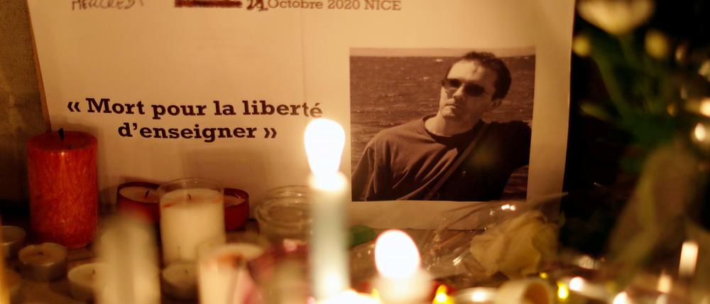Bevor ein Schüler ihn ermordete, hatte der französische Lehrer Samuel Paty Mohammed-Karikaturen im Unterricht gezeigt.