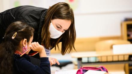 Angst vor unerkannt infizierten Schülern treibt aktuell viele Lehrer um. 