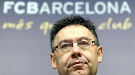 Abgang. Josep Bartomeu gibt nach heftiger Kritik an seiner Amtsführung den Chefposten beim FC Barcelona auf.