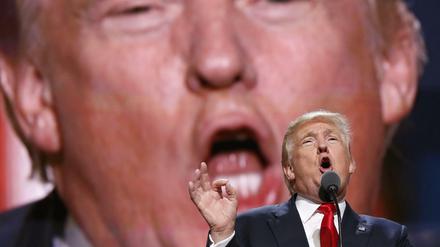 Dann red' ich jetzt mal wieder! Donald Trump unterbricht gern und hat dafür auch Gründe. 