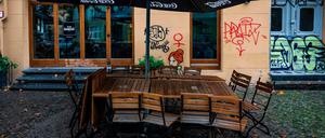 Blick auf ein leeres Restaurant in Berlin.