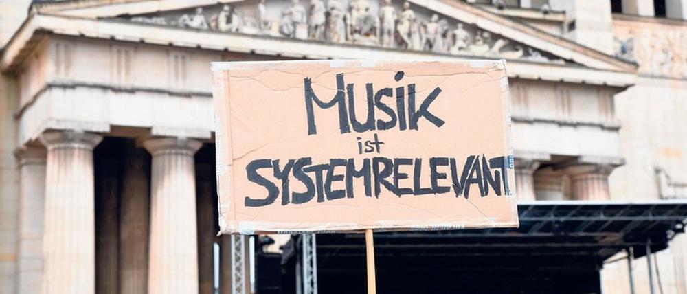 Kundgebung der Kreativen im Münchner Museumsviertel