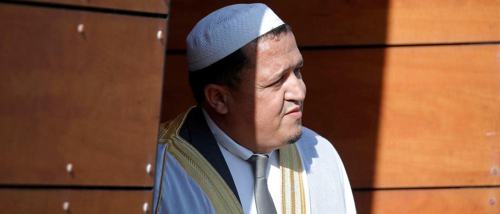 Der Imam des Pariser Vorortes Drancy, Hassen Chalghoumi, gedachte beim Freitagsgebet des ermordeten Lehrers Samuel Paty.