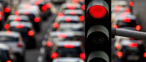 Feinstaub hat verschiedene Ursachen, Stickoxide stammen vor allem aus Dieselmotoren.