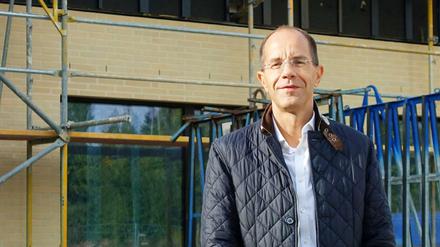 Christian Gräff ist unter anderem bau- und wirtschaftspolitischer Sprecher der CDU-Fraktion im Berliner Abgeordnetenhaus. Zuvor machte er Bezirkspolitik in Marzahn-Hellersdorf.