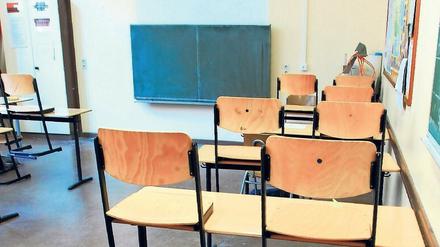 Klasse leer. Immer mehr Gruppen an Schulen müssen in Quarantäne.