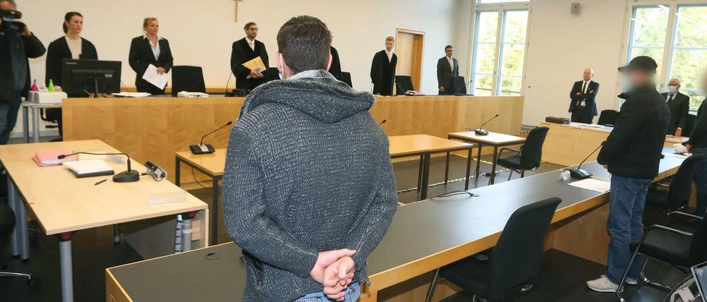 Der Täter während der Verhandlung in Augsburg im Oktober.