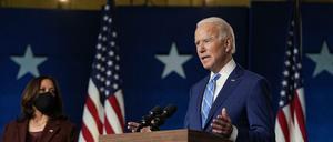 Joe Biden tritt gemeinsam mit seiner Vizepräsidentschaftskandidatin Kamala Harris an seinem Wohnort Wilmington, Delaware auf.