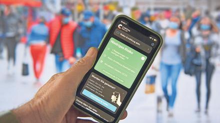 Anonymisierte Hinweise. So wie die App konzipiert ist, kann sie keine Daten an die Gesundheitsämter weitergeben. 