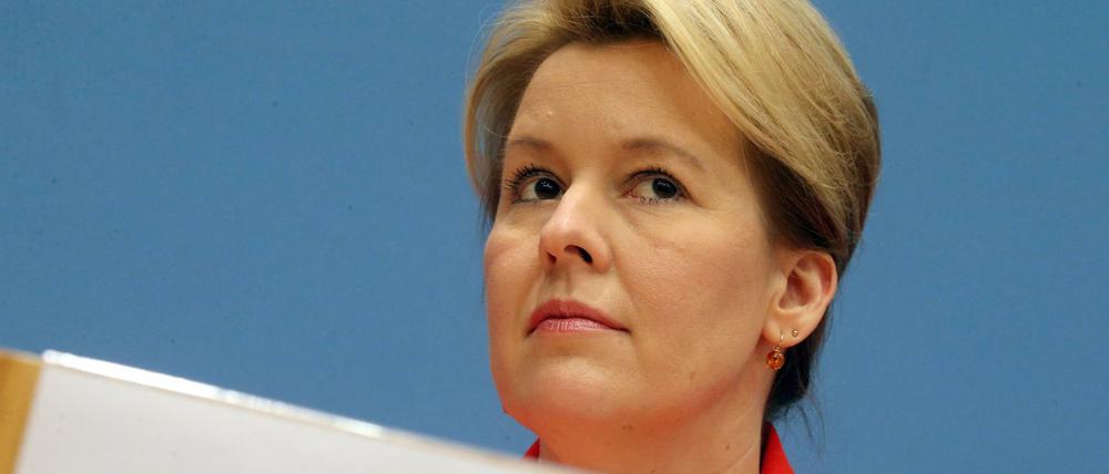 Bleibt sie Dr. Giffey? Die Bundesfamilienministerin bei einer Pressekonferenz.