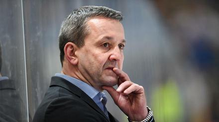 Der neue Mann an der Bande. Thomas Popiesch will das DEB-Team wieder "authentischer machen". 