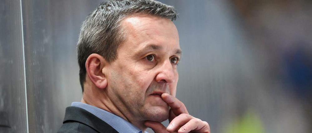 Der neue Mann an der Bande. Thomas Popiesch will das DEB-Team wieder "authentischer machen". 