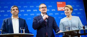 Die Neuwahl des Landesvorstands, für den Franziska Giffey (r) und Raed Saleh (l) kandidieren, soll als „dezentrale Urnenwahl“ ende November stattfinden.