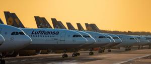 Die Lufthansa hat Staatshilfe bekommen. Auch Flughäfen fordern nun Unterstützung.