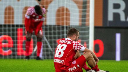 Daniel Brosinski ist mit Mainz immer noch punktlos. 