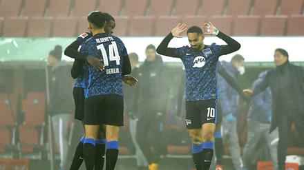 Na also. In Augsburg klappte es endlich mit einem Sieg für Hertha BSC. 