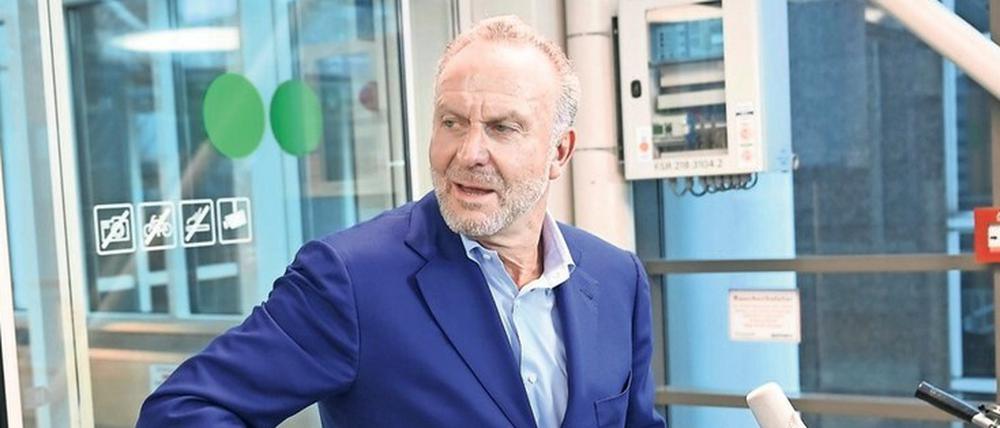 Teilt aus. Karl-Heinz Rummenigge schimpft über die aufmüpfigen Klubs in der Fußball-Bundesliga.