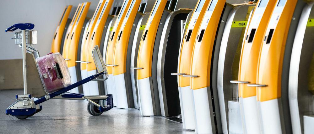Nichts los: Reisewarnungen und Quarantänevorschriften haben vielen Menschen das Reisen verleidet.