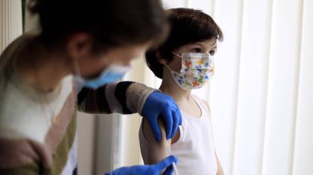 In dieser Woche startet die Auslieferung der Kinderimpfdosen gegen Covid-19.