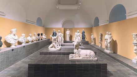Marmor im Überfluss. Blick in einen der Ausstellungsräume der Sammlung Torlonia in der Installation von David Chipperfield.