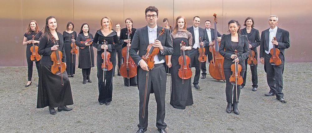 Vom Konkurs bedroht. Die Musikerinnen und Musiker des Deutschen Kammerorchesters Berlin.