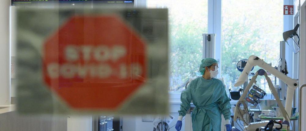 Die Zahlen von Corona-Patienten auf den Intensivstationen der Stadt steigen.