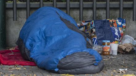 Viele Berliner Obdachlose sind verunsichert, ob sie einen Schlafplatz bei der Kältehilfe bekommen.