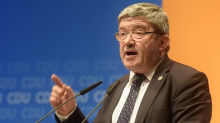 Der Innenminister von Mecklenburg-Vorpommern: Lorenz Caffier.