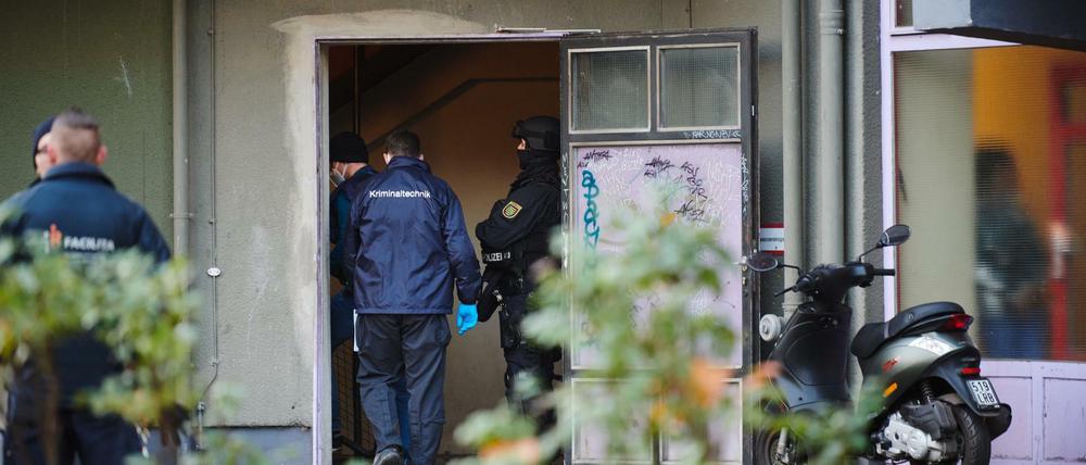 Spurensuche: Insgesamt 18 Objekte wurden im November in Berlin durchsucht.