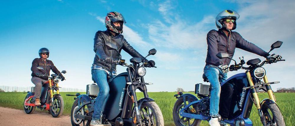 Elektronische Rakete. Das eRockit ist ein Hybrid aus Fahrrad und Motorrad und schafft rund 90 km/h.