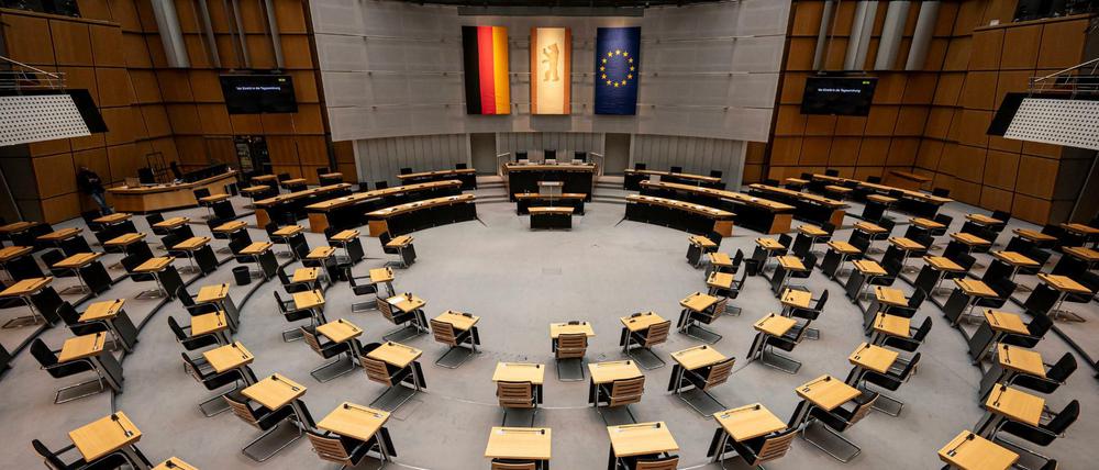 Aus dem Dreikampf um das Abgeordnetenhaus ist in Charlottenburg-Wilmersdorf nun ein Duell geworden - zwischen zwei Männern.