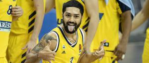 Ätsch! Matchwinner Peyton Siva jubelt nach Albas Sieg. 