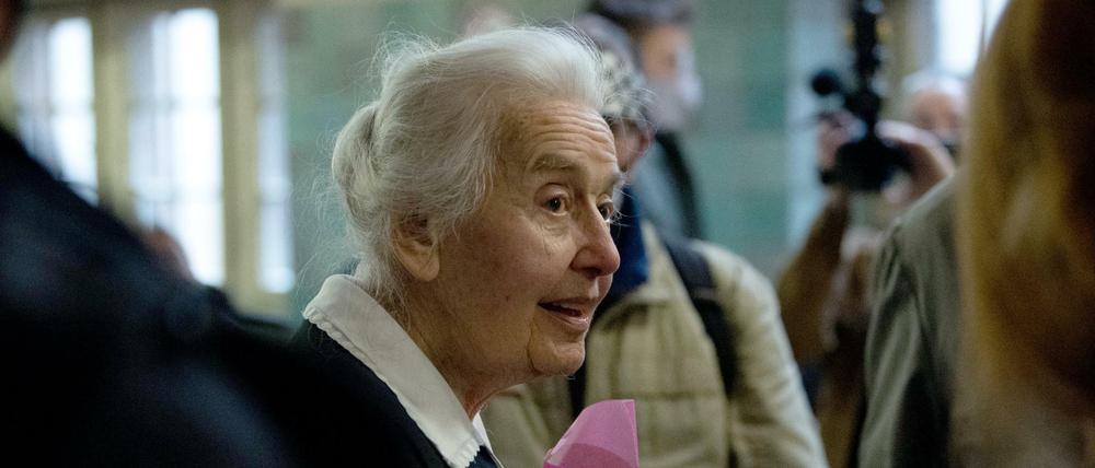 Holocaust-Leugnerin Ursula Haverbeck soll im März 2018 in einem im Internet veröffentlichten Interview den Holocaust geleugnet haben.