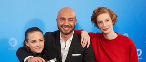 Jasna Fritzi Bauer (l-r), Dar Salim und Luise Wolfram: Das neue Bremer "Tatort"-Team.