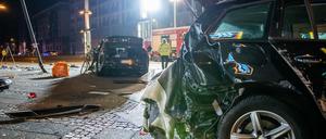 In Frankfurt am Main erfasste ein SUV drei Personen, zwei von ihnen starben.