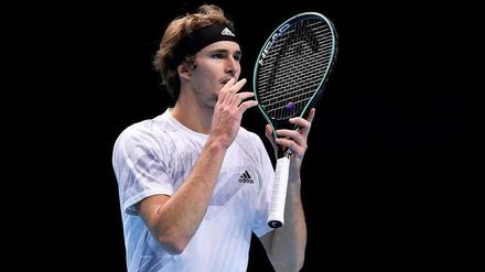 Nicht zu fassen. Alexander Zverev war nach einem Fehlstart ins Match anschließend dran an einer Wende gegen Novak Djokovic.
