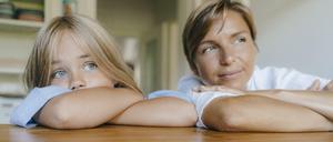 Frauen hatten besonders viel Stress, weil sie eher zu Hause die Kinder betreuten und unterrichteten.
