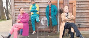 Spiel mit Grenzen. Diese vier Machos landen im feministischen Straflager ausgesprochen jähzorniger Frauen.