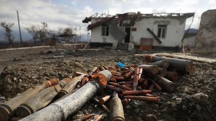 Berg-Karabach ist seit Jahrzehnten zwischen den beiden Ex-Sowjetrepubliken Armenien und Aserbaidschan umkämpft.