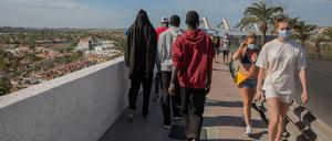 Der Tourismus geht gegen Null, nun kommen Geflüchtete aus Westafrika auf die Kanaren.