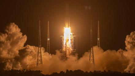 Abgehoben: Chinas Rakete vom Typ „Langer Marsch 5“ 