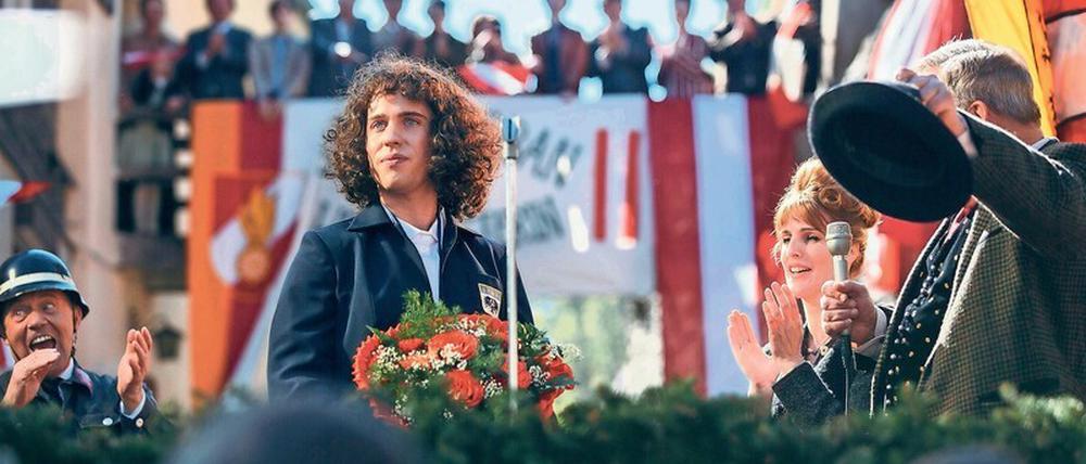 Etwas zu plakativ: Der Film über den österreichischen Sportskandal um Erika Schinegger (Markus Freistätter) lässt Zwischentöne nicht zu. 