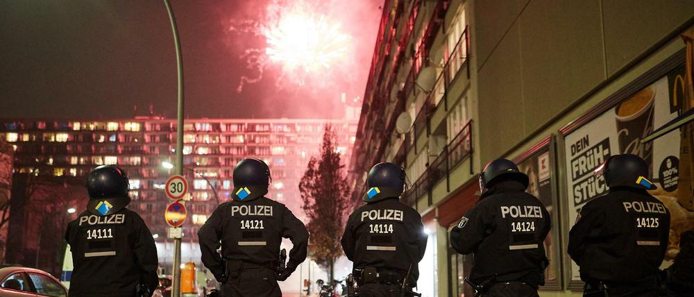 Ruhe bitte! In der Schöneberger Pallasstraße galt bereits im vergangenen Jahr ein Böllerverbot.