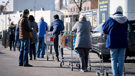 Die Zahl der Kunden pro Quadratmeter ist vom Senat erneu beschränkt worden.