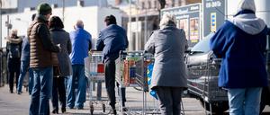 Die Zahl der Kunden pro Quadratmeter ist vom Senat erneu beschränkt worden.